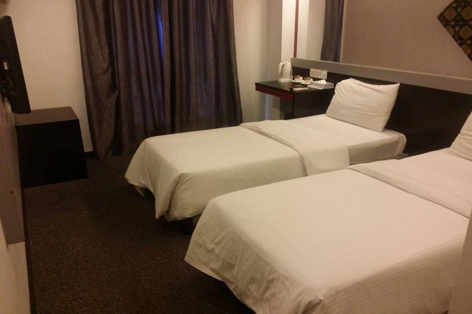 德松克特酒店 Malacca 外观 照片